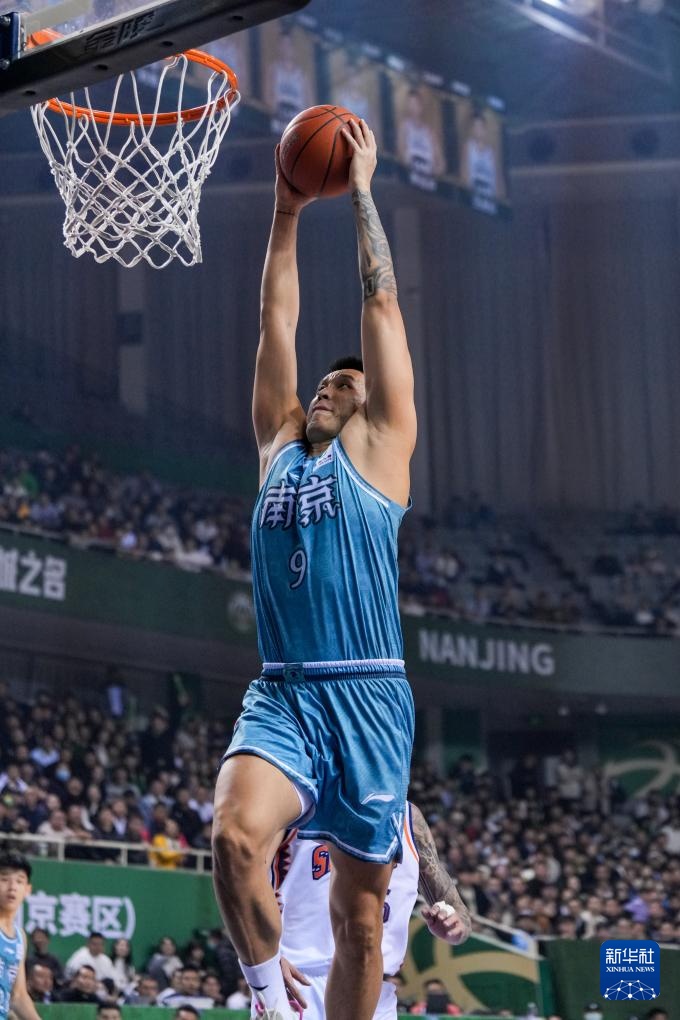 斯基拉：如果得不到斯帕莱蒂的重用，若昂-马里奥将要求转会（斯基拉：若无斯帕莱蒂重用，若昂-马里奥将申请转会）