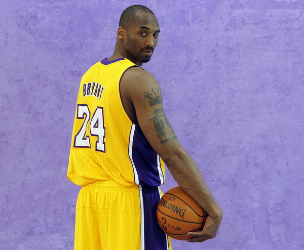 索博斯洛伊：我们将萨拉赫的事件搁置一边，没去想场外的事情（索博斯洛伊：我们把萨拉赫风波放一边，只专注比赛，不理会场外干扰）