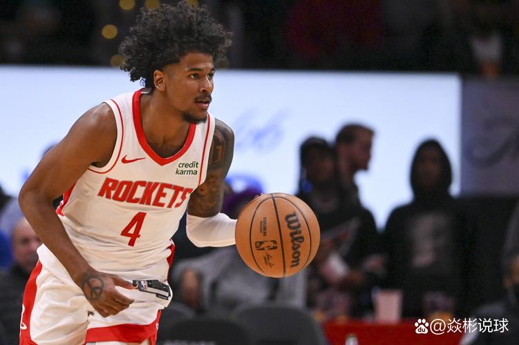 带队6战4胜重回积分榜榜首，穆斯卡特当选中超9／10月最佳教练（率队6战4胜重返榜首，穆斯卡特荣膺中超9-10月最佳教练）