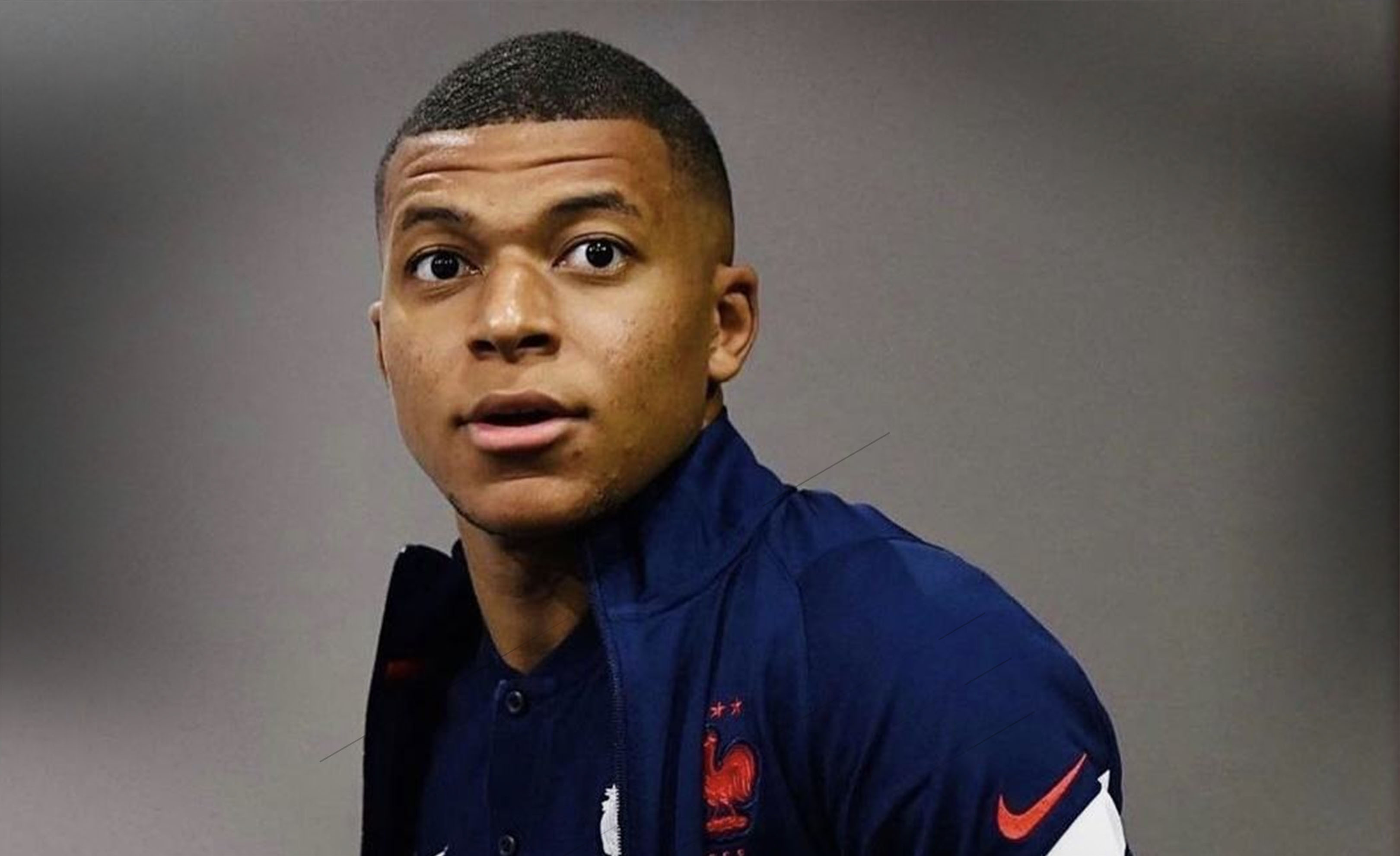 足协杯决赛——中国足坛本年度最后一场焦点战！明晚...（中国足坛年度收官之战：足协杯决赛明晚开战）