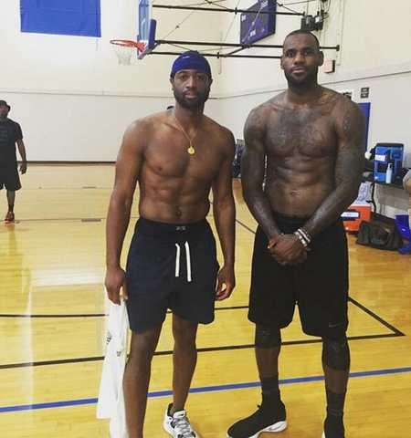 孔帕尼：卡尔能否和梅西相比？我们只想让他成为最好的卡尔（孔帕尼：别拿卡尔和梅西相提并论，我们只希望他成为最好的卡尔）