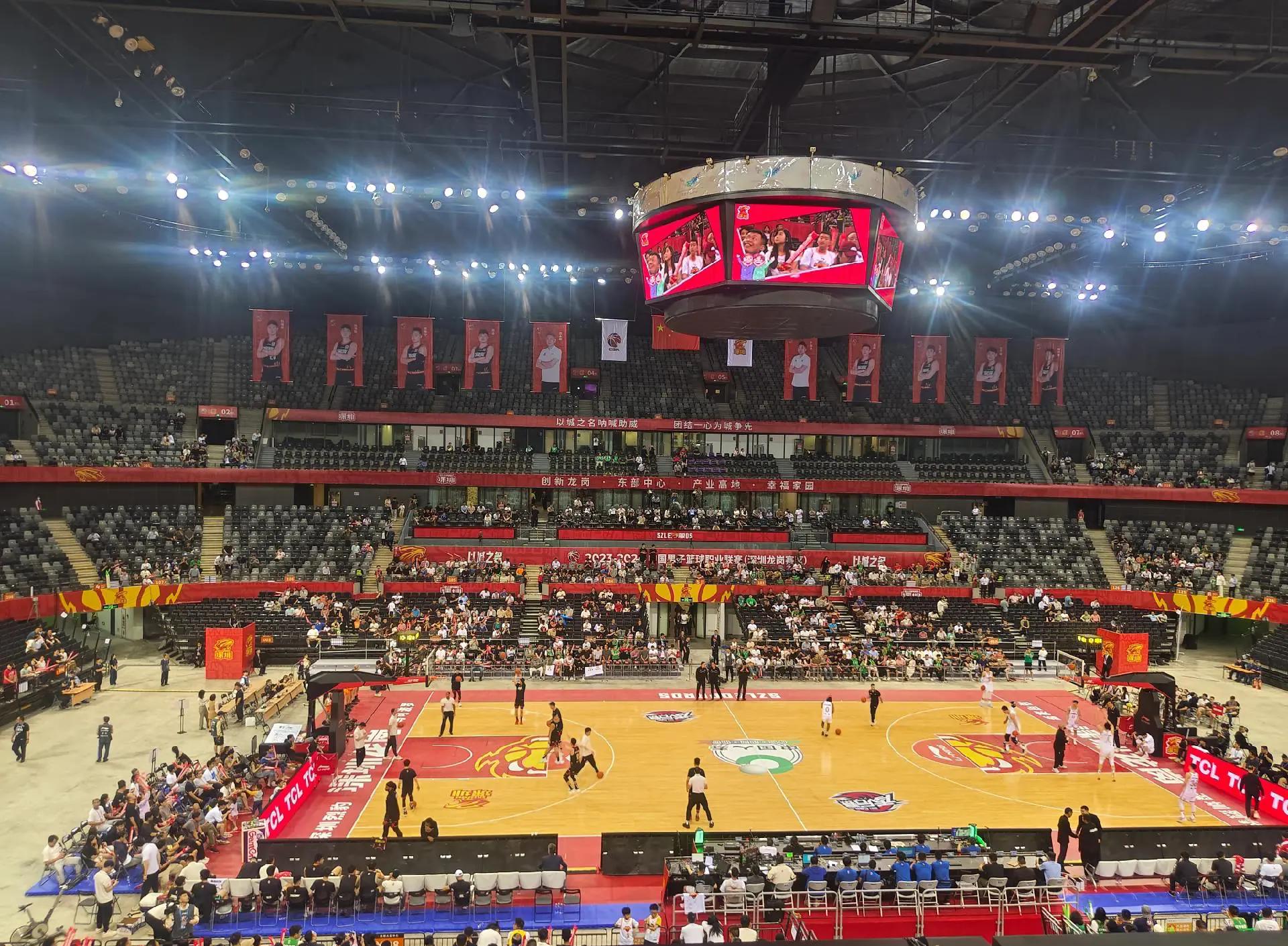 米体：泽林斯基本有望德比首发，但国家队赛后他出现身体问题（米体：泽林斯基有望在德比首发，但国家队赛后身体出现状况）