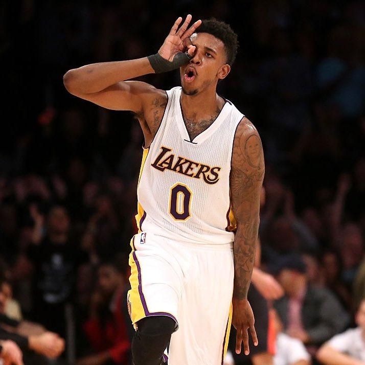 曼联欧联杯小组赛形势分析（曼联欧联杯小组局势解读）