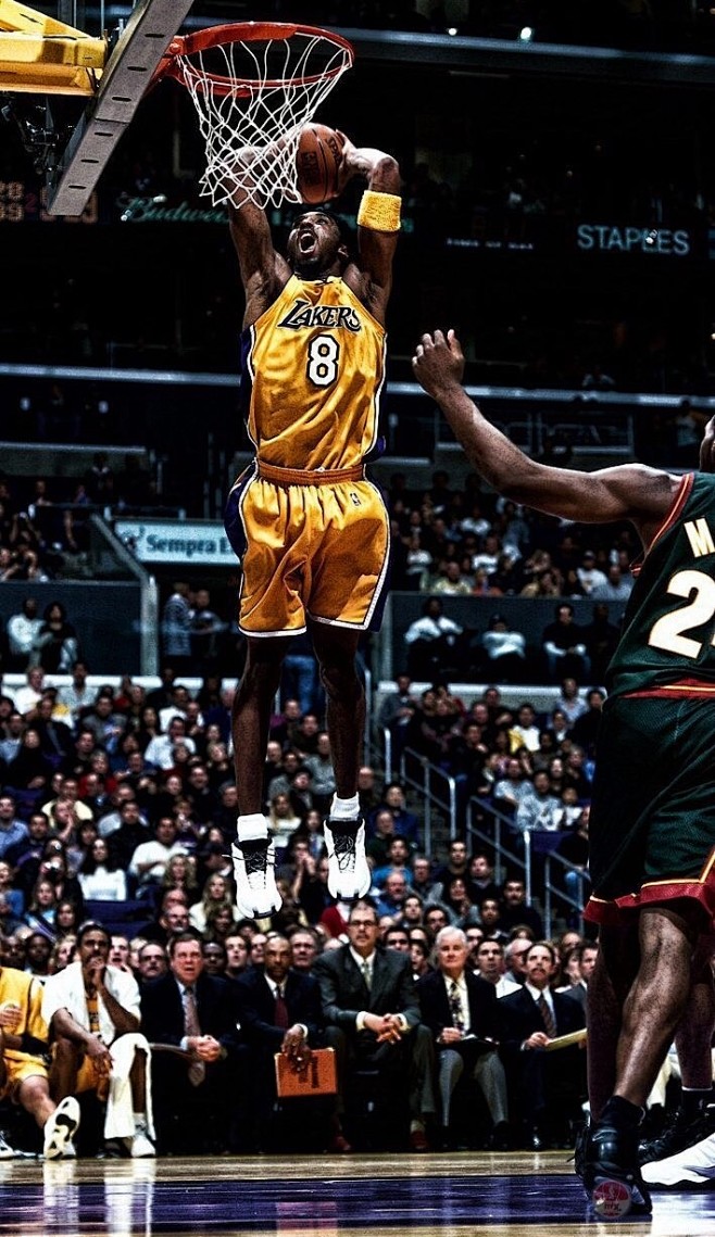 特伦特将要失去的比赛：皇家马德里的防守挑战（特伦特或缺阵数场，皇马防线迎来大考）