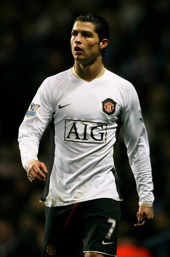 蒂亚戈-席尔瓦重返五大联赛？（蒂亚戈·席尔瓦或将回归欧洲五大联赛？）