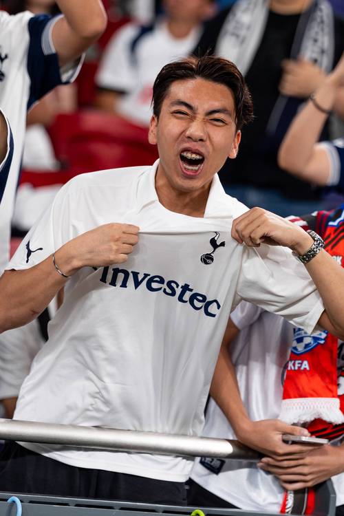 TA：阿森纳未积极推动冬窗出售球员；预计明夏将买断因卡皮耶（TA：阿森纳冬窗不急售球员，预计明夏完成因卡皮耶买断）