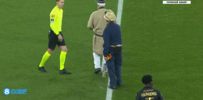 剑南春｜巴萨5-3贝蒂斯迎西甲6连胜，费兰戴帽，亚马尔点射（剑南春｜巴萨5-3击退贝蒂斯收获西甲六连胜：费兰帽子戏法，亚马尔点射破门）