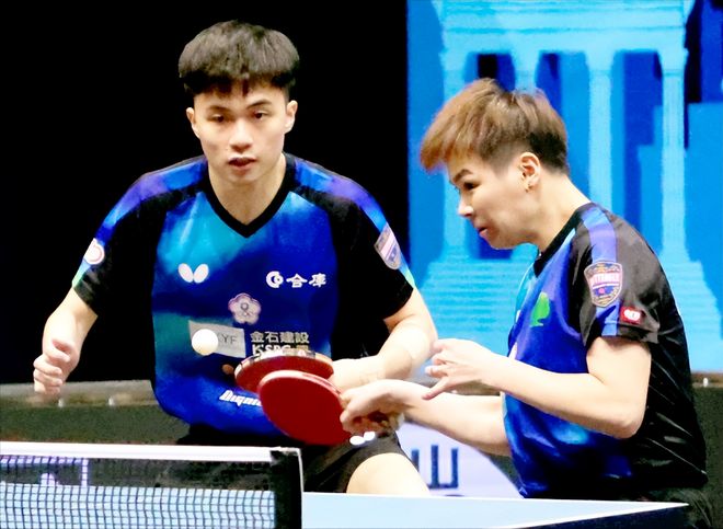 社交媒体上 社交媒体上